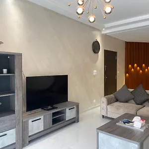 Apartment Bloemen, Fes